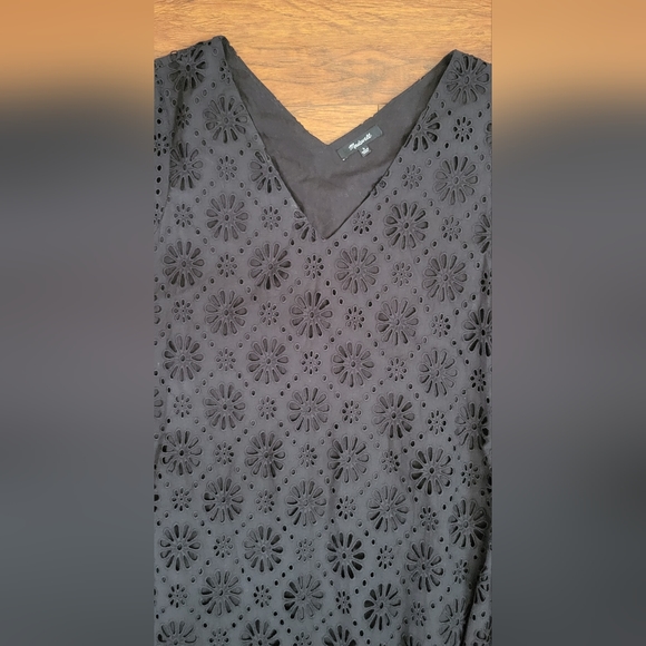 Madewell Eyelet-Mix Midi Dress - Picture 6 of 9